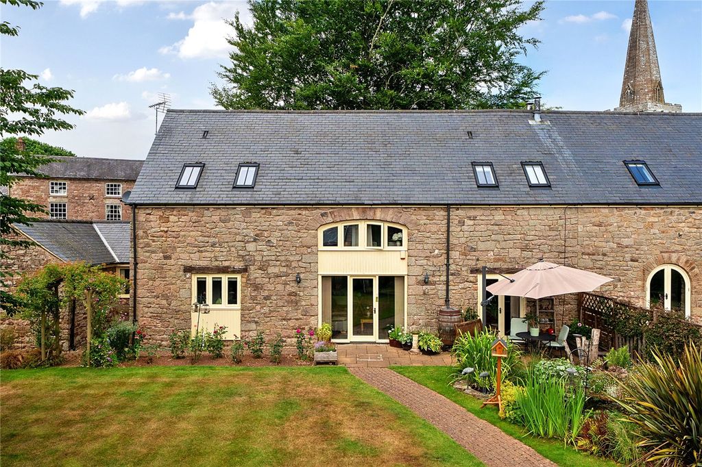 Property photo 2 of 23 Picture No. 04