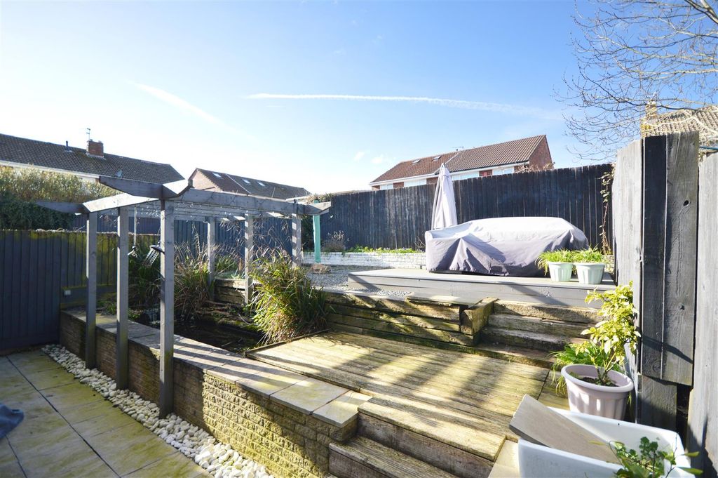 Property photo 3 of 14 Outside