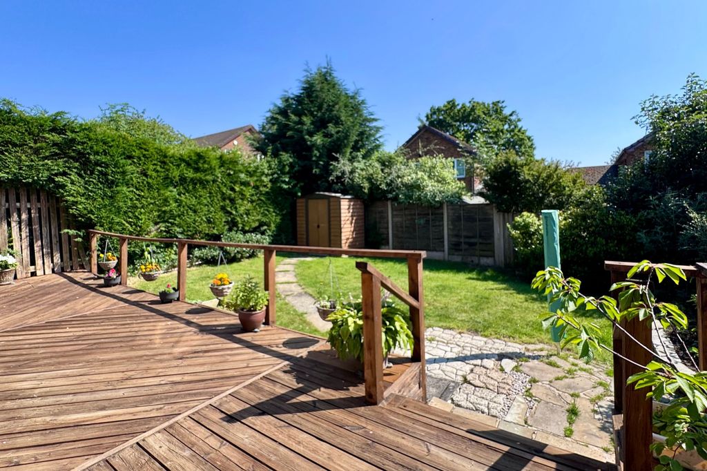 Property photo 3 of 23