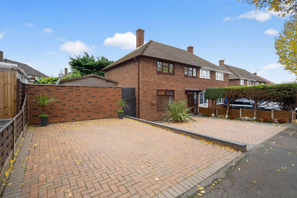 Property photo 1 of 21