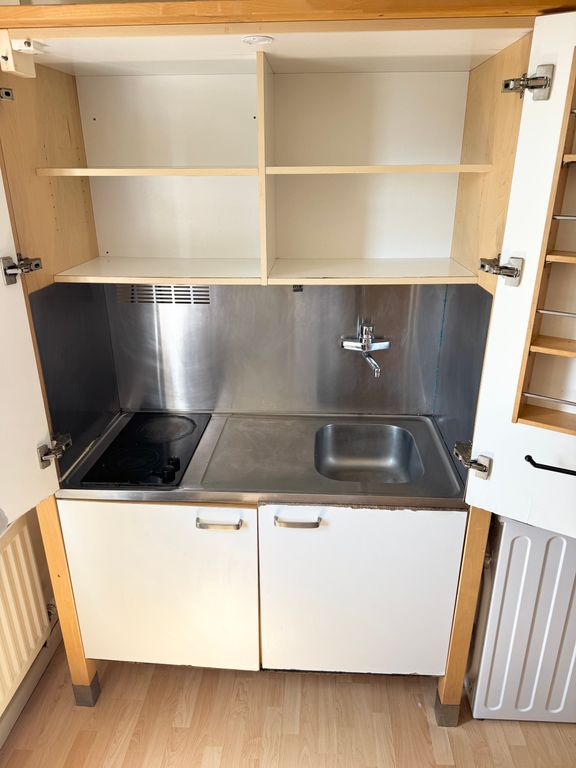 Property photo 3 of 6