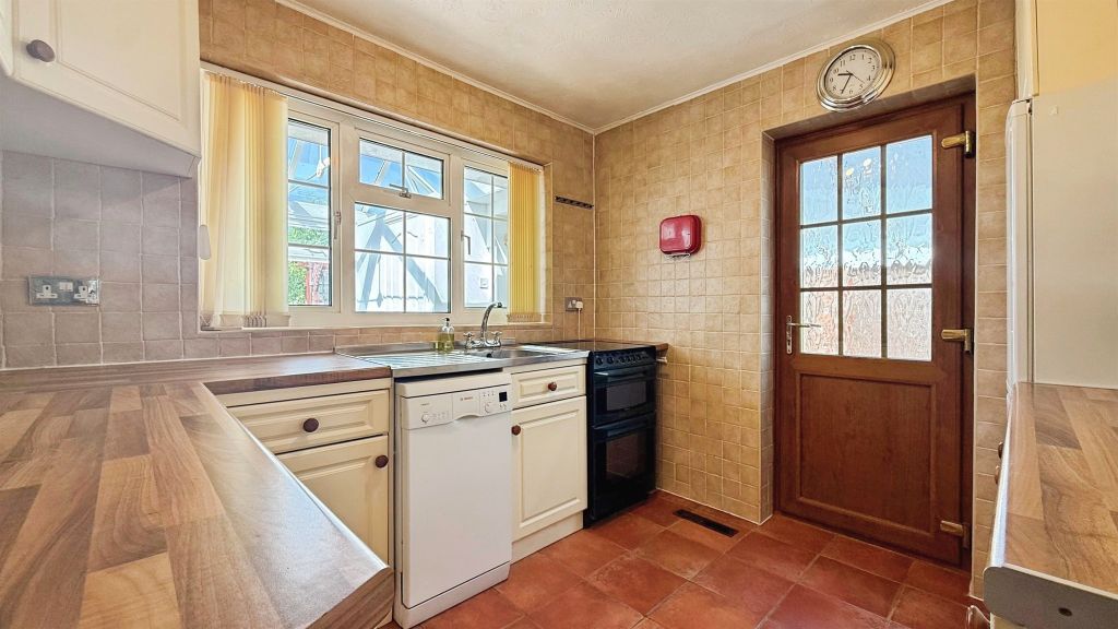 Property photo 2 of 14