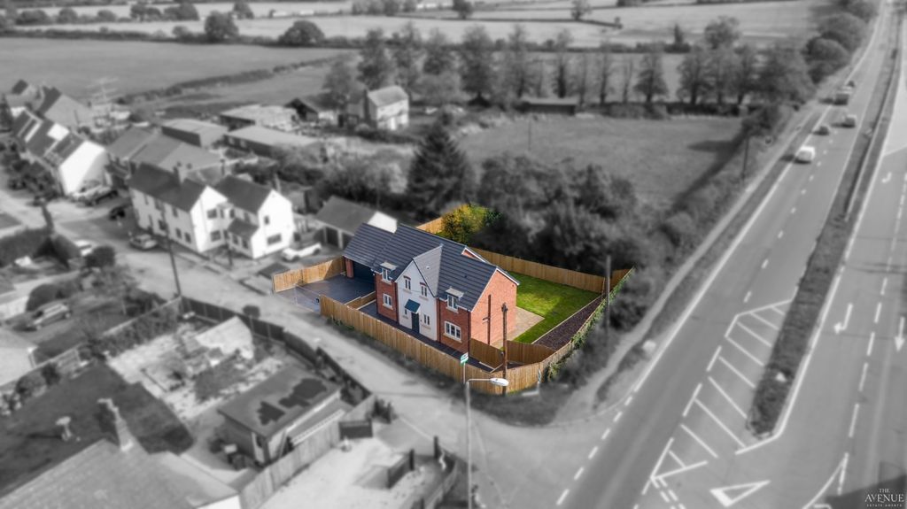 Property photo 1 of 39 4504411