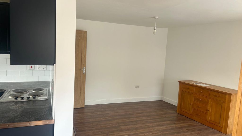 Property photo 2 of 7 Img-20240821-Wa0020