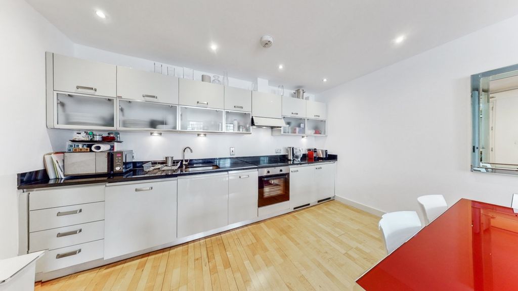 Property photo 2 of 18 Picture No. 05