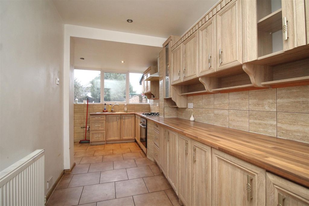 Property photo 2 of 10 Kitchen 1 .Jpg