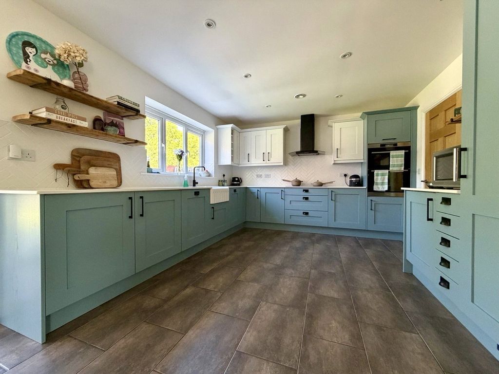 Additional image 12 of 5 bed detached house for saleClos Belyn, Llandudno Junction, Conwy LL31