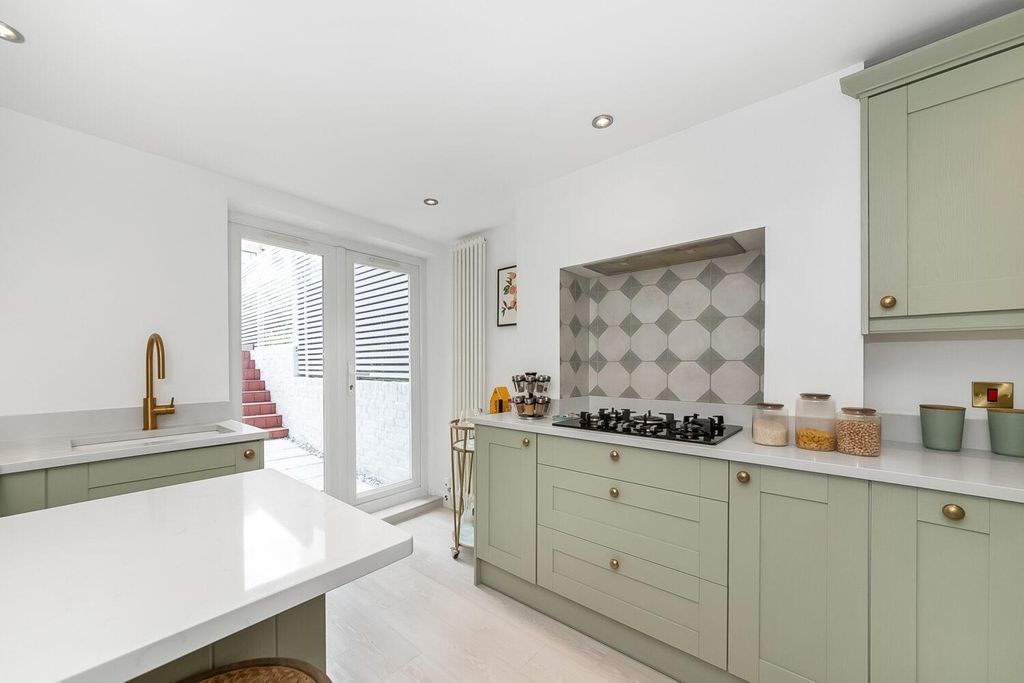 Property photo 2 of 10 Img_8680-1-1500x1000.Jpg