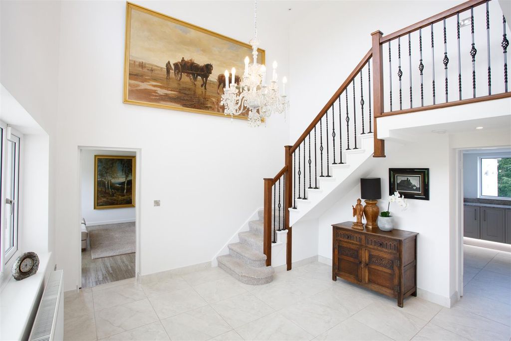 Property photo 2 of 40 Inter (22).Jpg