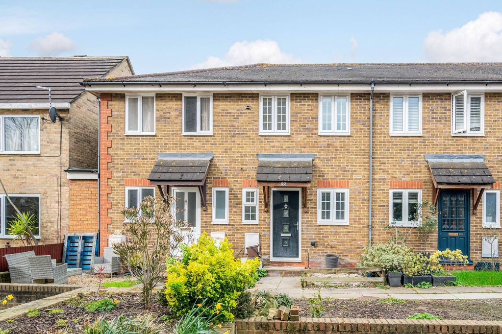 Property photo 3 of 18