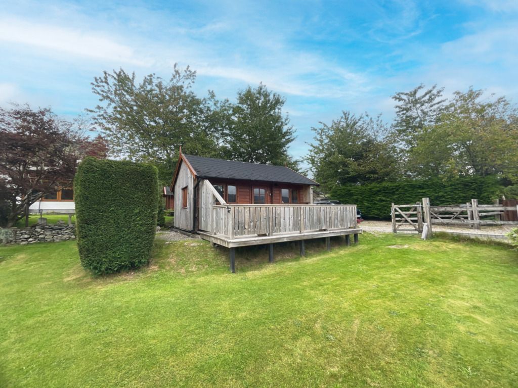 Property photo 3 of 42