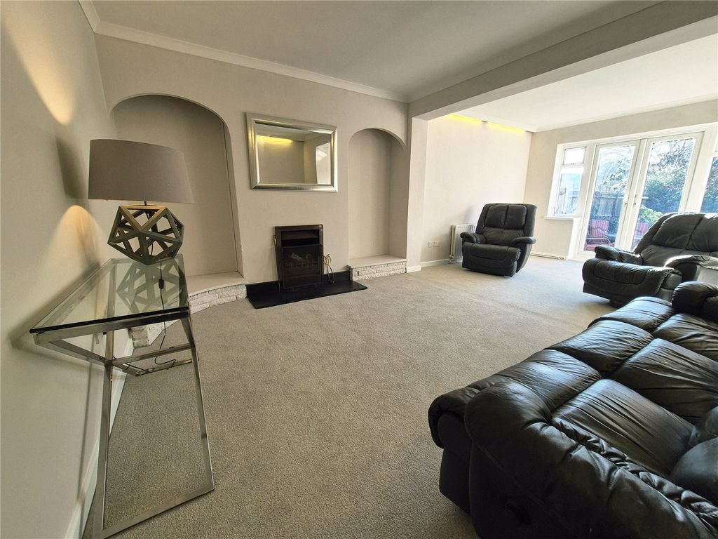 Property photo 3 of 12 Picture No. 34