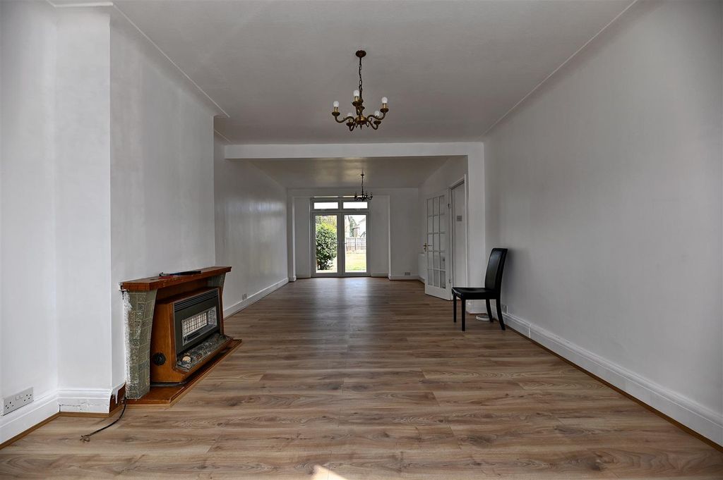 Property photo 2 of 13 03-Lounge-Rear-Aspect.Jpg