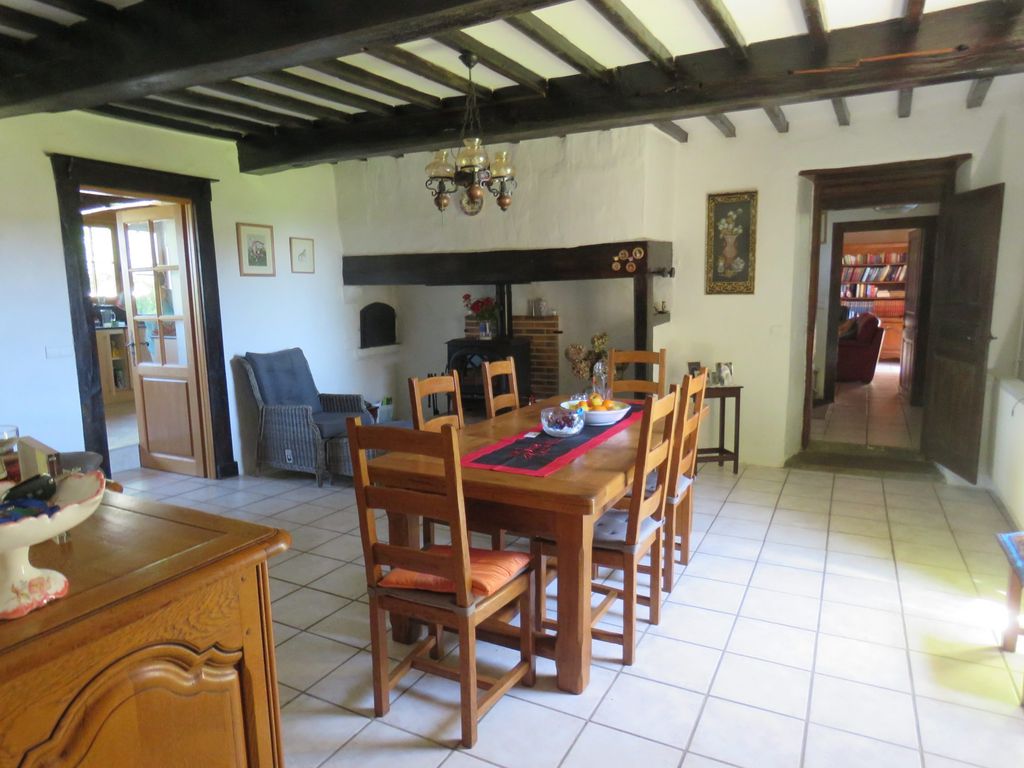 Property photo 2 of 36