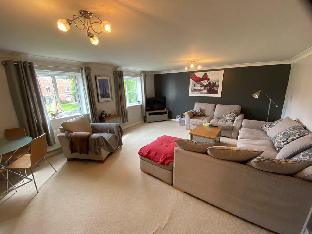 Property photo 3 of 13