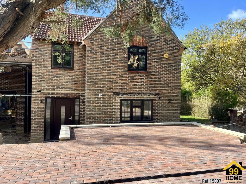 Property photo 2 of 27 Photo 1