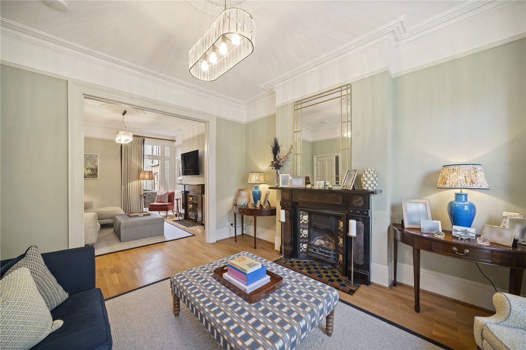 Property photo 3 of 16 Reception Room