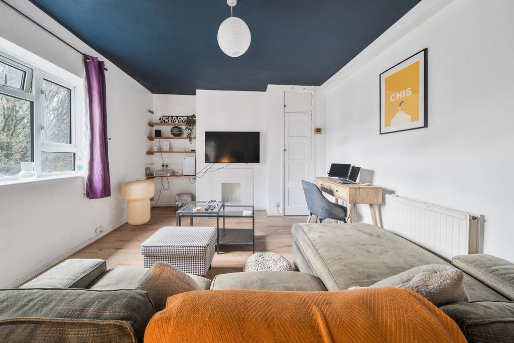 Property photo 3 of 13 Picture No. 10