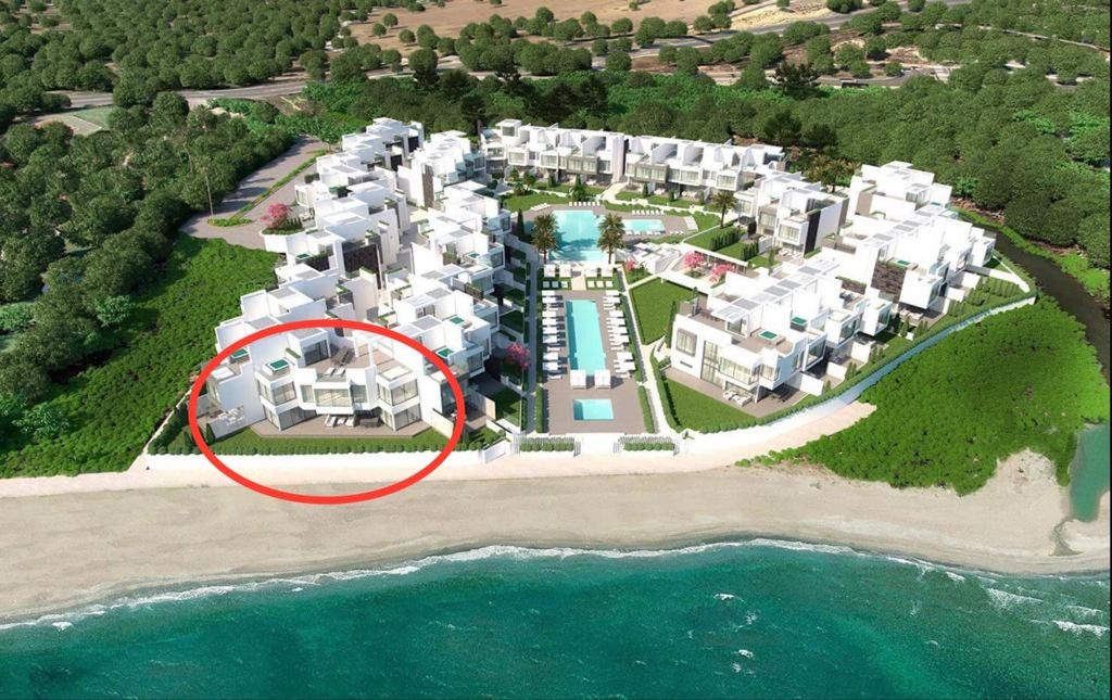 Property photo 1 of 32