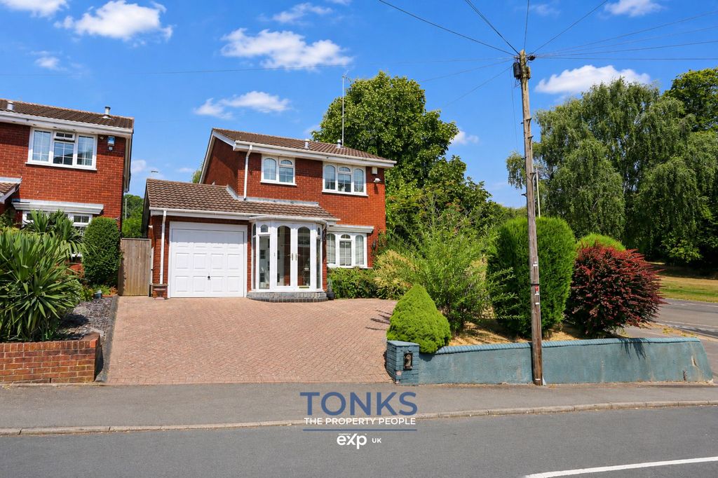 Property photo 1 of 24