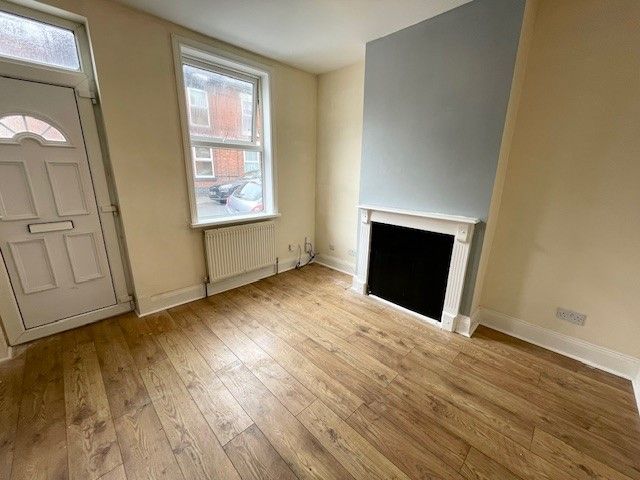 Property photo 2 of 7