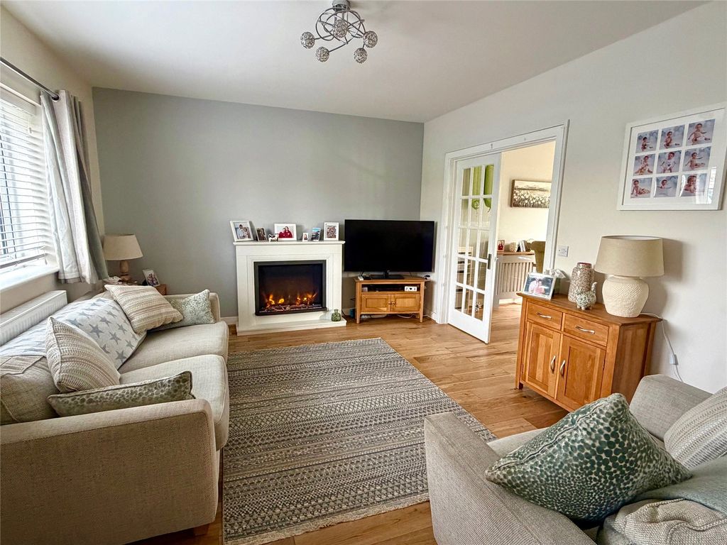 Property photo 3 of 24 Picture No. 07