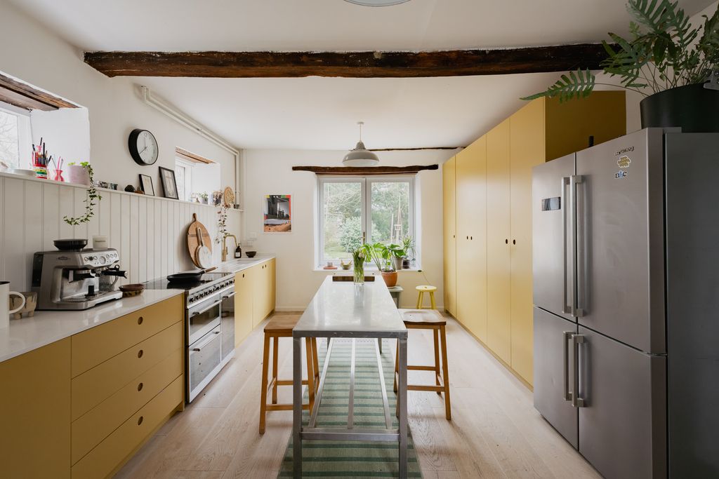 Property photo 3 of 31 331203 - Elizabethan House, Shudy Camps-11.Jpg