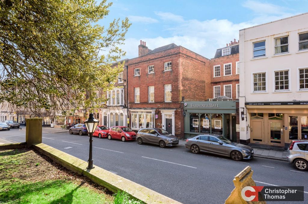 Property photo 2 of 3 9 High Street Windsor Nichecom.Jpg
