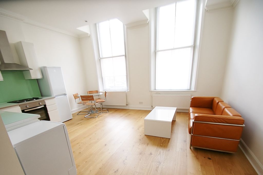 Property photo 1 of 8 Gloucester Place, Marylebone