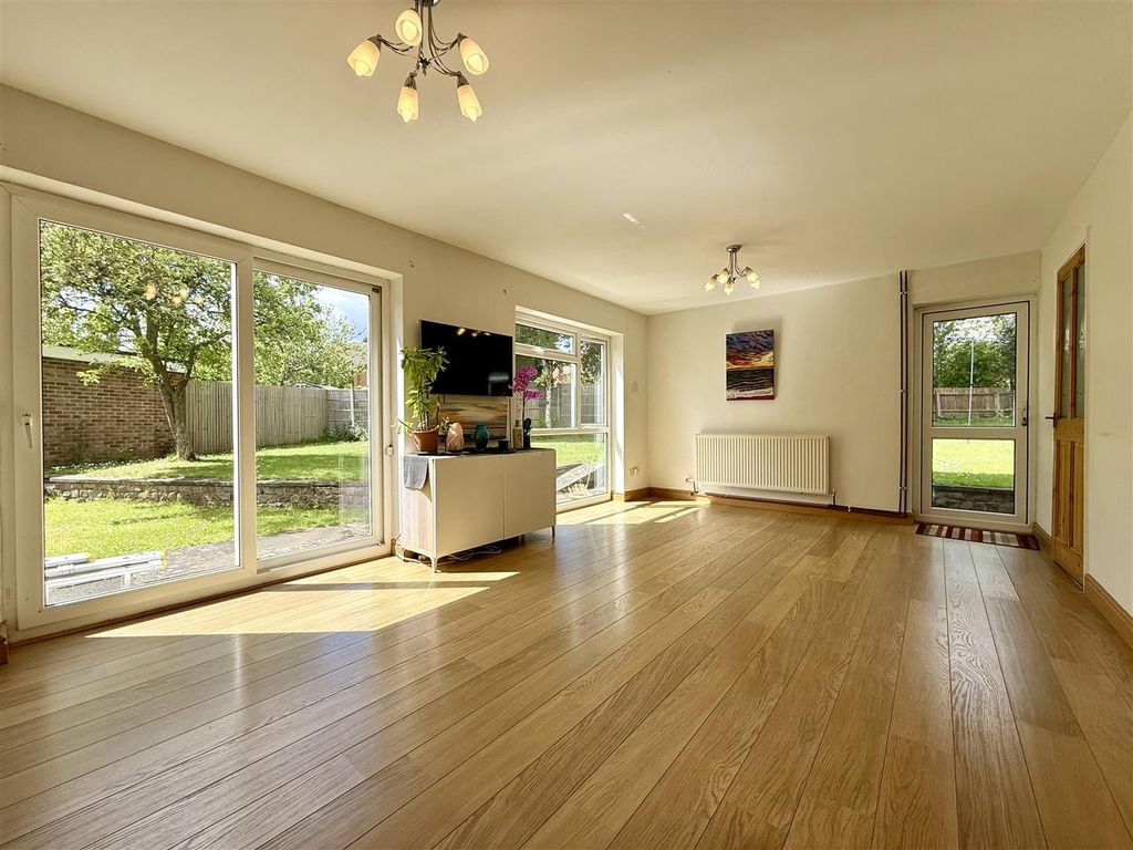 Property photo 2 of 25 2