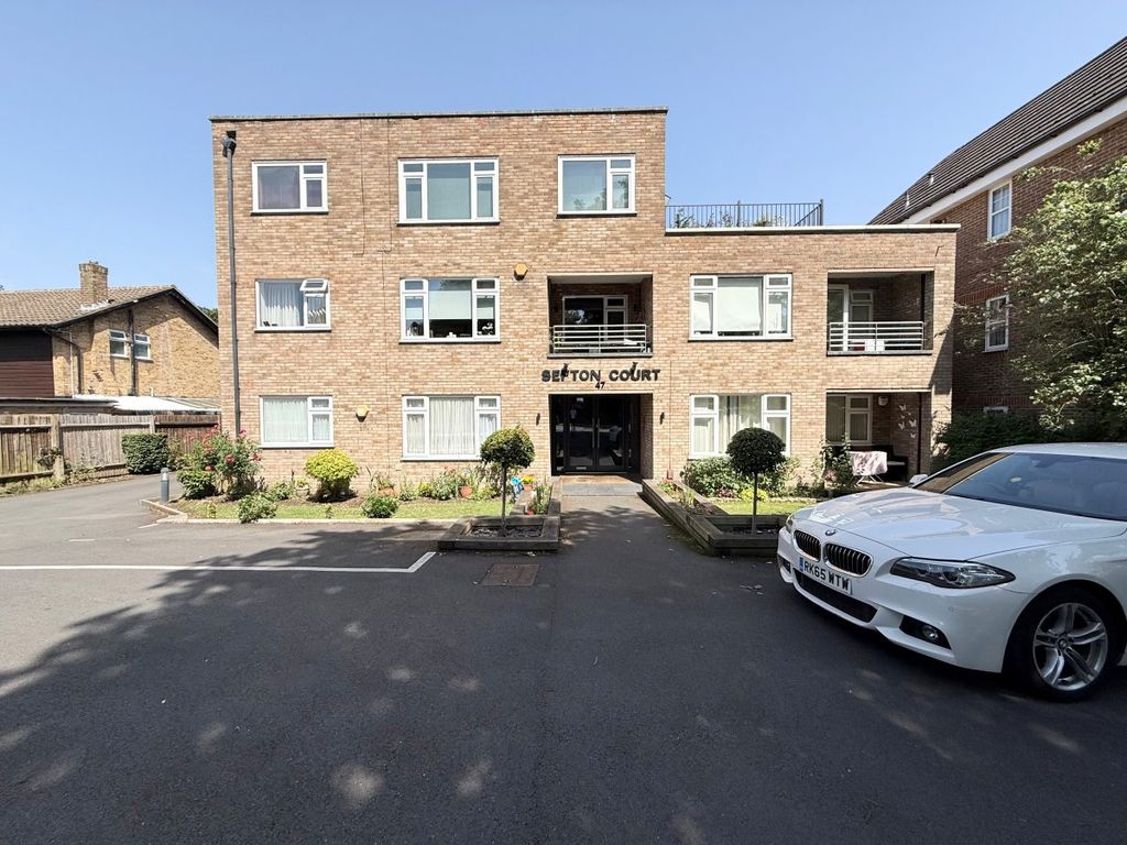 Property photo 1 of 9
