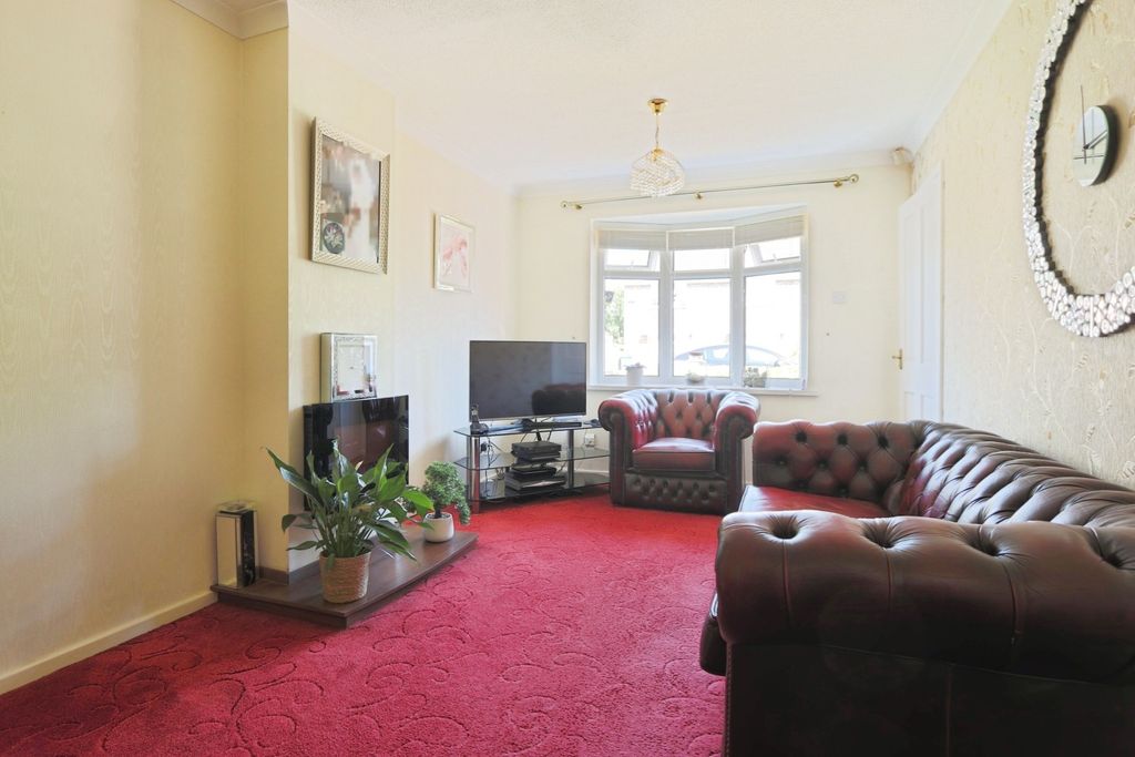 Property photo 2 of 10 3927497