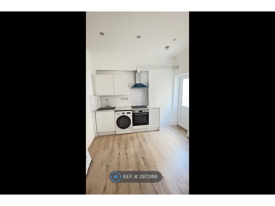 Property photo 2 of 3