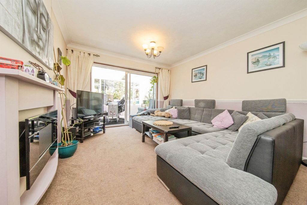 Property photo 3 of 14