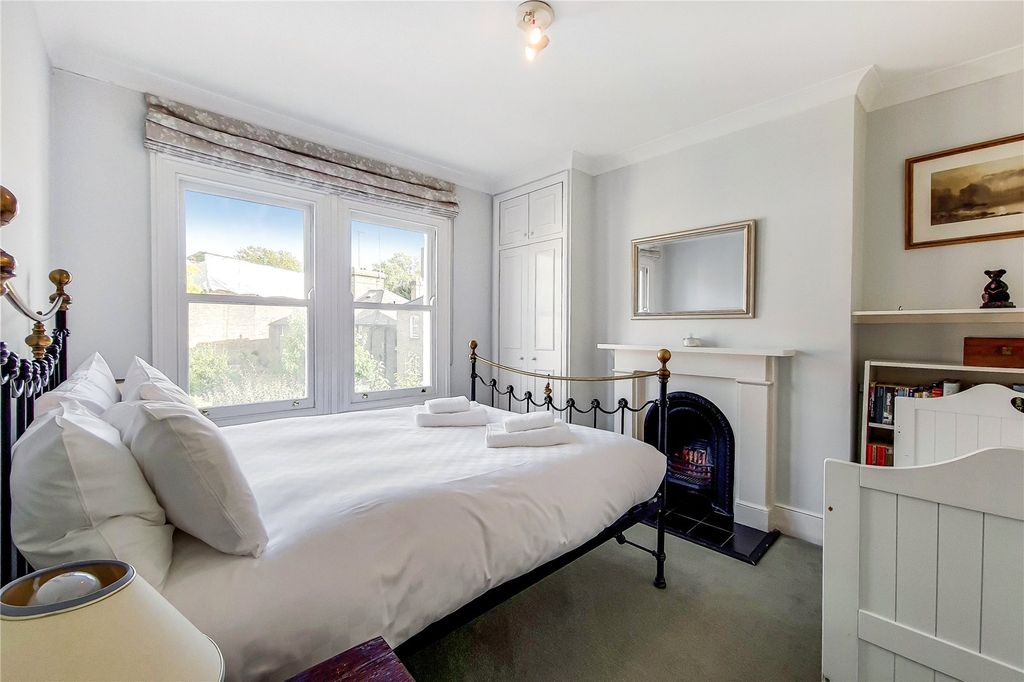 Property photo 3 of 15