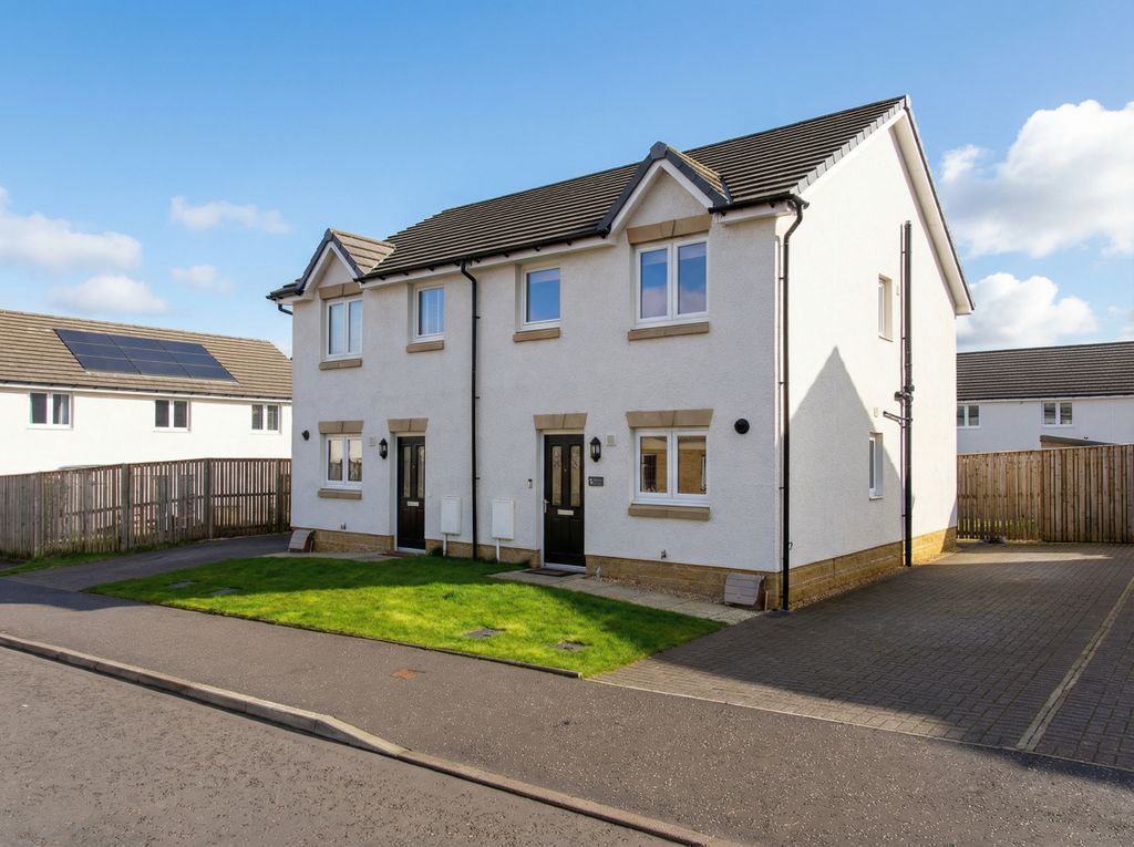 Property photo 1 of 17 Primary Property Image