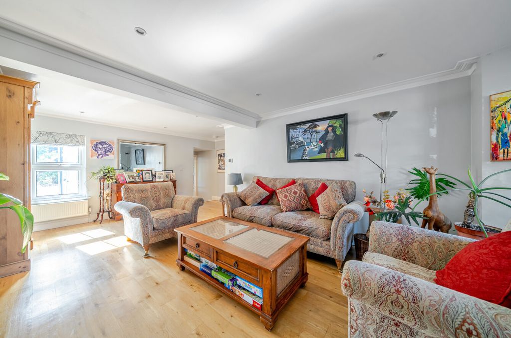 Property photo 2 of 25 1485748-11-6A469d...