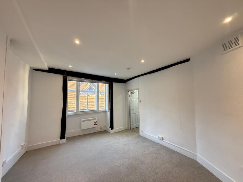 Property photo 3 of 11 3