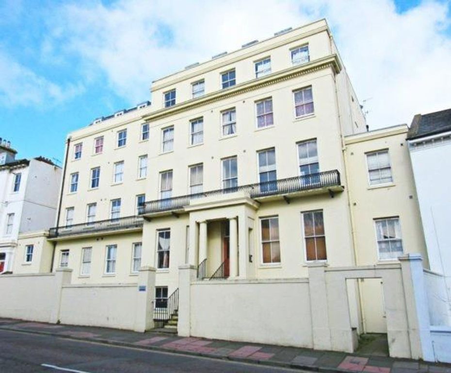 Property photo 1 of 5