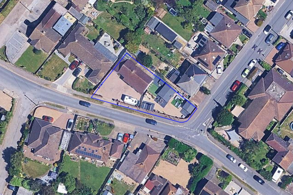 Property photo 2 of 18