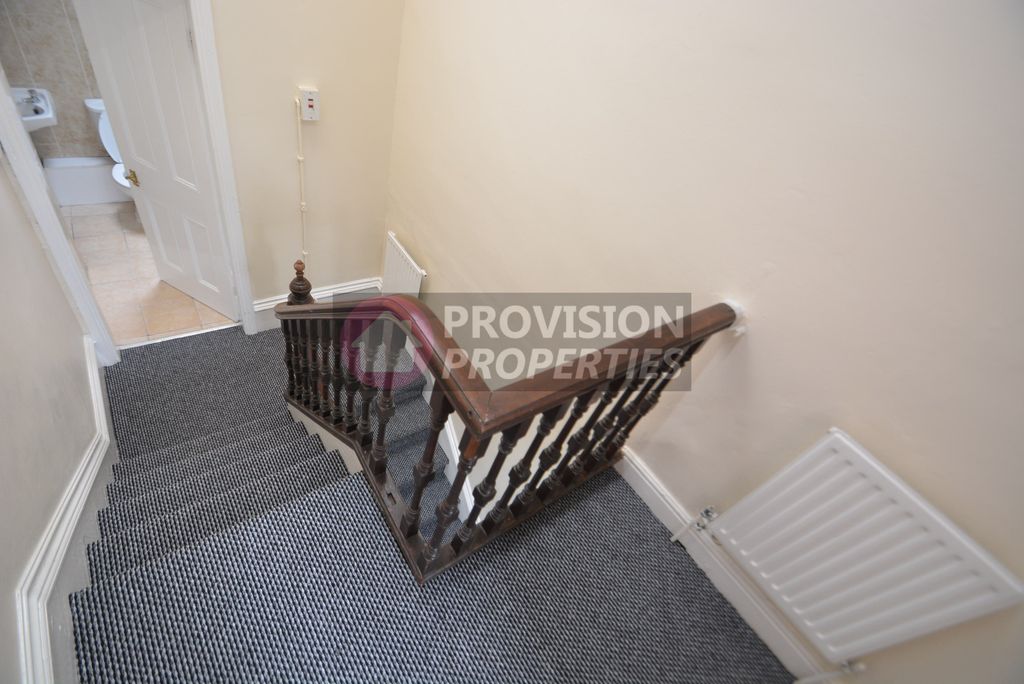 Property photo 3 of 16 Photo