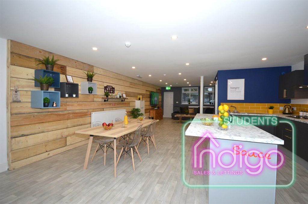 Property photo 3 of 30 Rm Sauce 21 Glebe Street (105).Jpg