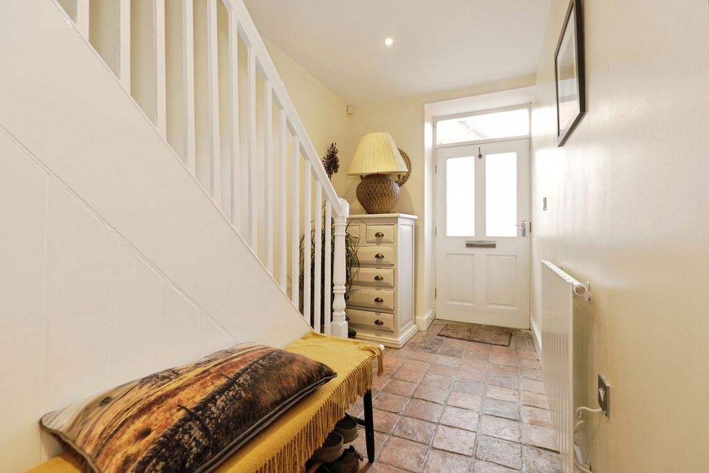 Property photo 2 of 15 Photo