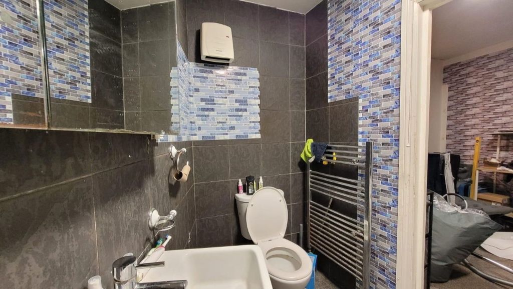 Property photo 3 of 4