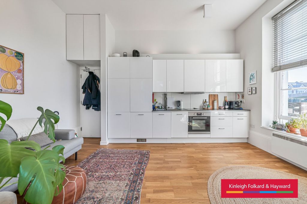 Property photo 3 of 18 Picture No. 22