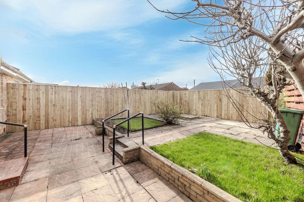 Property photo 2 of 27 Rear Garden