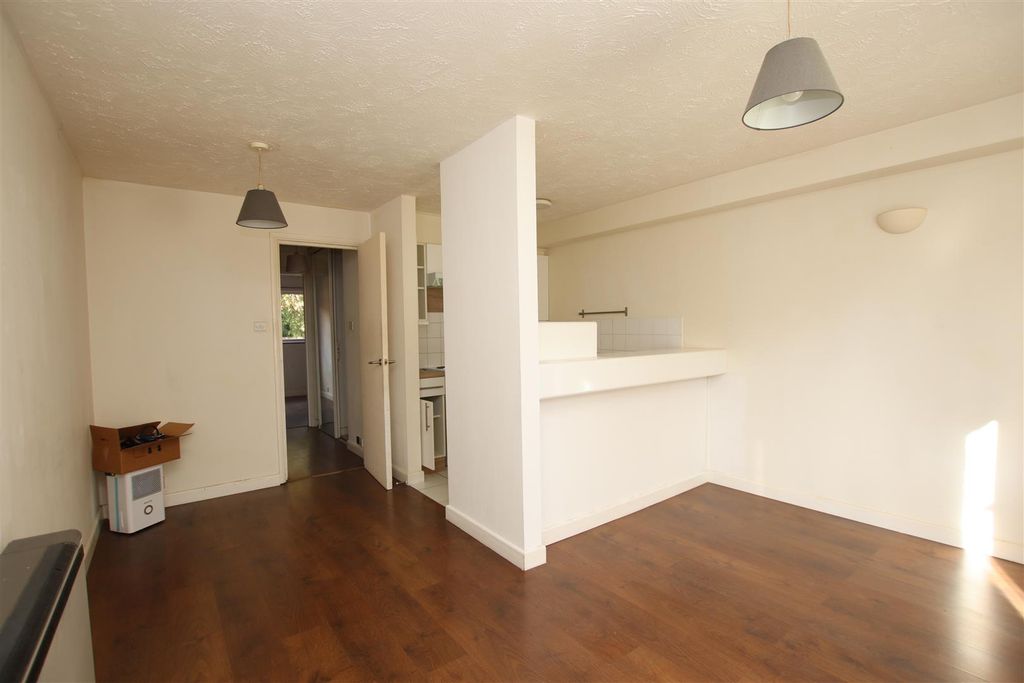 Property photo 2 of 7 Img_9713.Jpg