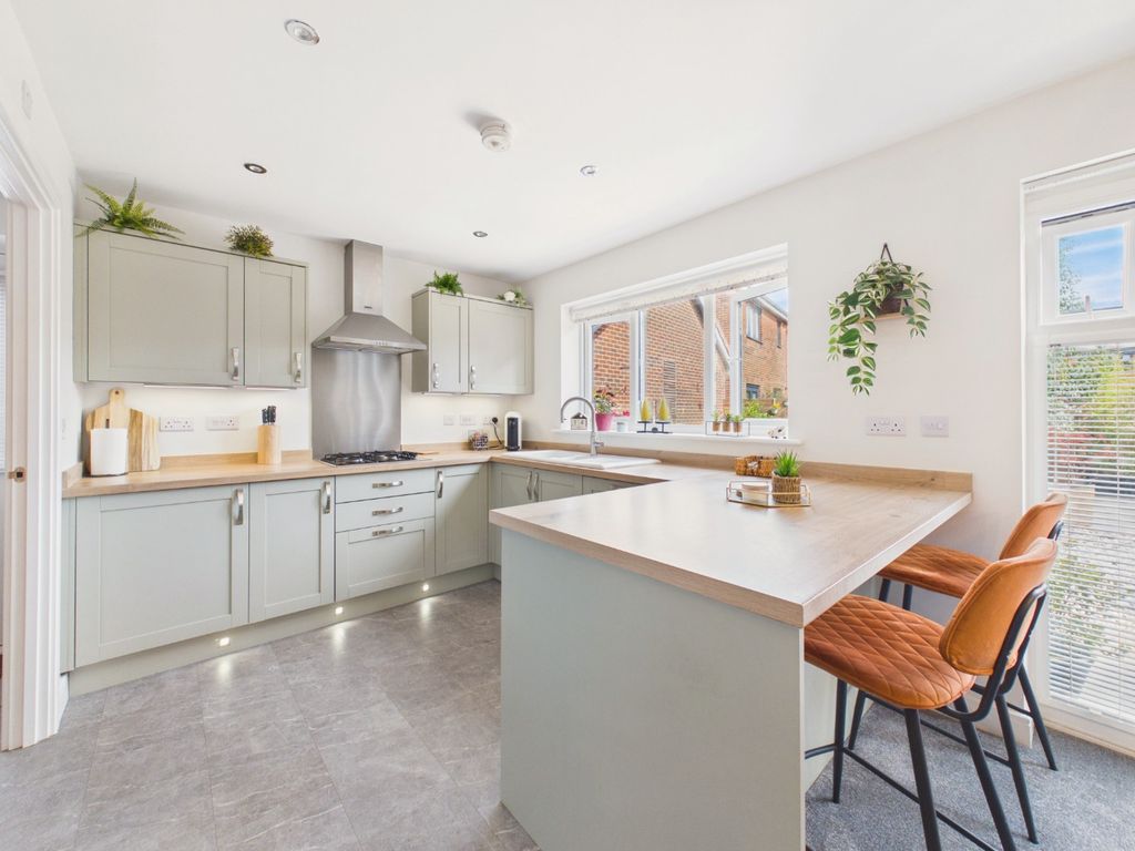 Property photo 3 of 22 5367734