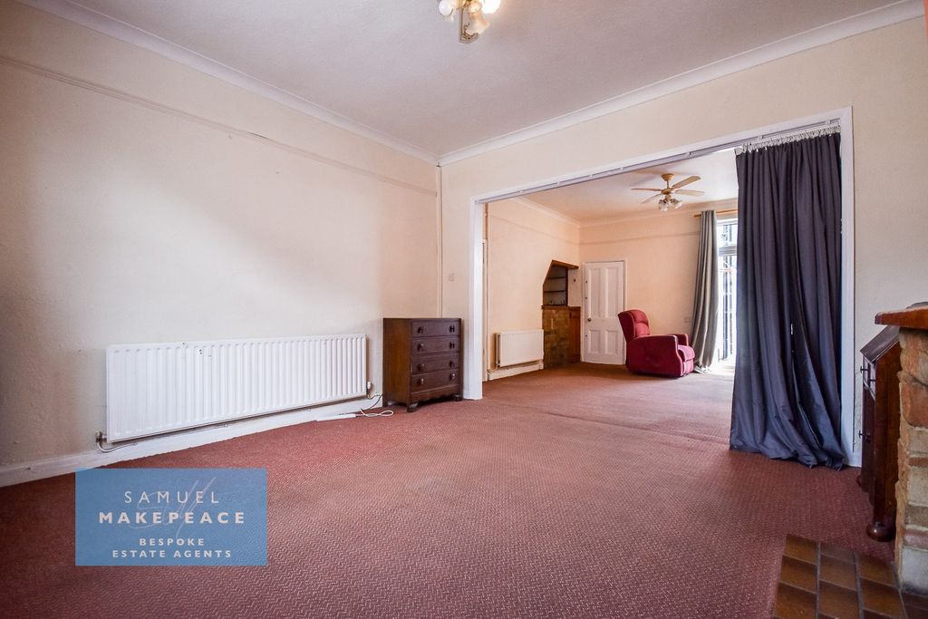 Property photo 2 of 15 Gallery