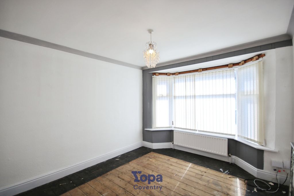 Property photo 3 of 17 748459cd-Living 20Room.Jpg